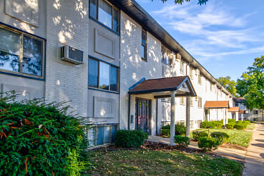 Continental Terrace Apartments - Bloomington, IN