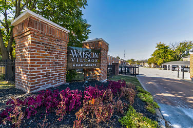 Warson Village Towne House Apartments - Saint Louis, MO