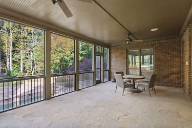 1110 Windfaire Pl - Roswell, GA