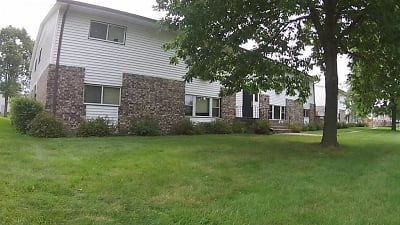 200 S Division St unit 15 - Waunakee, WI