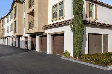 Miro Apartments - Santa Fe Springs, CA