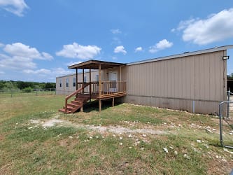 9599 River Rd - College Station, TX
