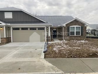 6588 Turning Stone Loop - Canal Winchester, OH