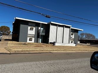 124 Temple Ave unit 8 - Lubbock, TX