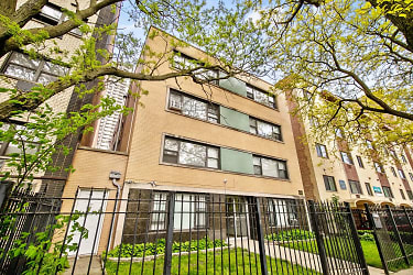 6007 N Kenmore Ave unit 302 - Chicago, IL