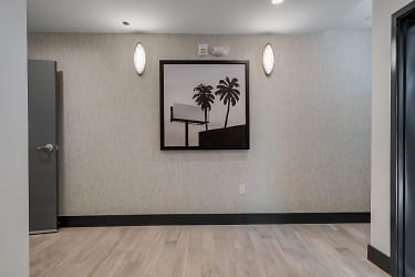 3743 Midvale Ave - Los Angeles, CA