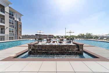 Main & Mill Apartments - Lewisville, TX