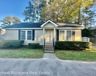 1319 Bright Ct - Fayetteville, NC