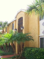 1850 Toucan Way #1307 - Sarasota, FL