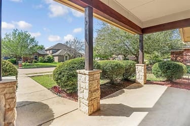 102 Whipperwill Way - Red Oak, TX