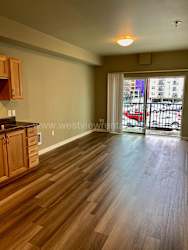 200 E Maple St - Bellingham, WA