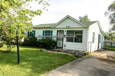 4240 20th Pl - Gary, IN