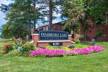 Pembroke Lake Apartments - Virginia Beach, VA