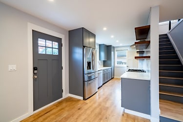 Fully Remodeled Piedmont Home By Woodlawn Park - Portland, OR