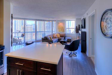 540 N State St unit 3705 - Chicago, IL