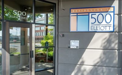 500 Elliott Ave W APT 404 - Seattle, WA