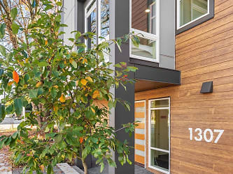 Cubix Northgate Apartments - Seattle, WA