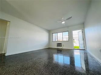 275 S Shore Dr #1 - undefined, undefined