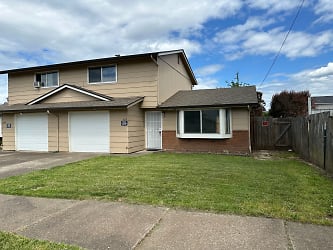 327 S 41st St - Springfield, OR