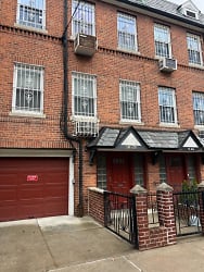 41-48 56th St unit 2 - Queens, NY