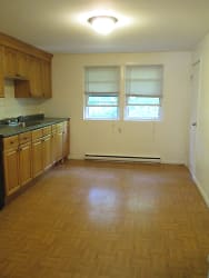 46 Nelson Dr unit 5 - undefined, undefined