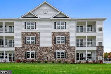 824 Stiller Ln - Monroe Township, NJ