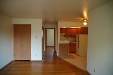 5613-5645 W Valley Forge Dr unit 833-907 - Milwaukee, WI