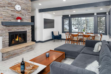 600 Carriage Way #L17 - Snowmass Village, CO