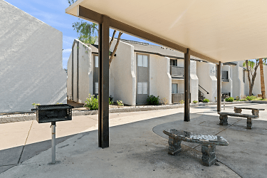 Thunderbird Townhomes Apartments - North Las Vegas, NV