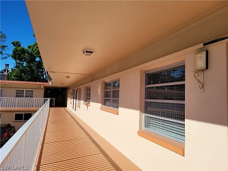 2590 First St #209 - Fort Myers, FL