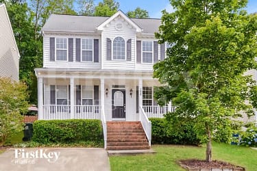 2424 Sapphire Valley Dr - Raleigh, NC