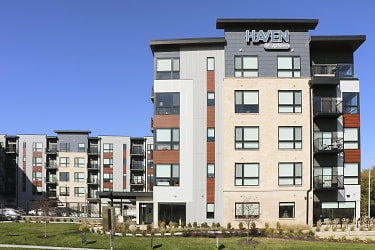 Haven At Uptown Apartments - Lincoln, NE