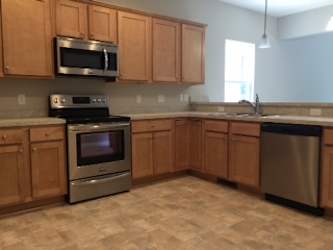 222 Stoneybrooke - Elyria, OH