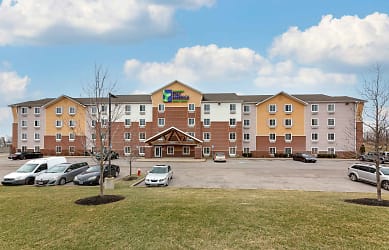 Furnished Studio - Cleveland - Airport Apartments - undefined, undefined