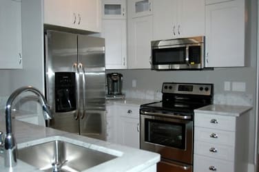 100 First St unit 207 - Dover, NH