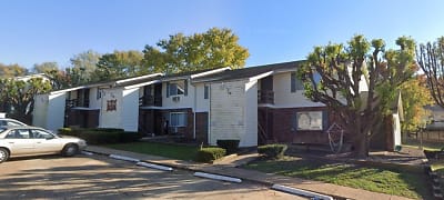 Doe Run Manor, LLC Apartments - Park Hills, MO