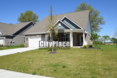 1723 S Centennial Ave - undefined, undefined