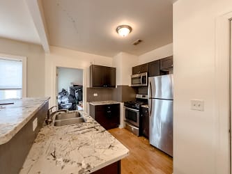 4700 N Western Ave unit 402-A - Chicago, IL