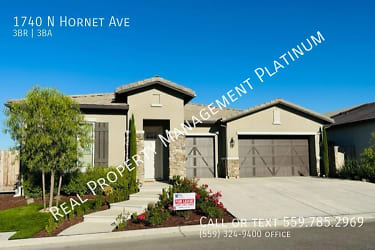 1740 N Hornet Ave - Clovis, CA