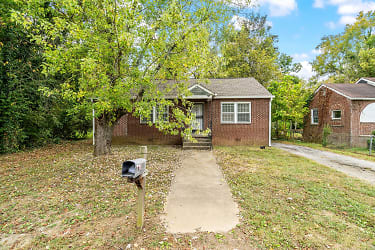 2632 Selma Ave - Knoxville, TN