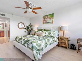 565 Oaks Ln #311 - Pompano Beach, FL