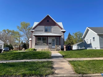 512 W 1st Ave - Mitchell, SD