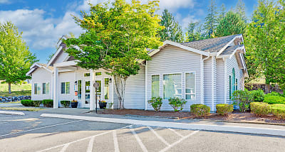 Olympic Pointe I & II Apartments - Port Orchard, WA