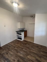 810 S Barclay St unit 2 - undefined, undefined