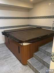 102 Terrace Ave #322 - Rochelle Park, NJ