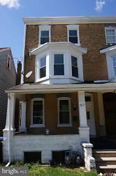 727 Haws Ave #2 - Norristown, PA