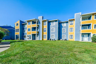 Deercross Apartments - Indianapolis, IN