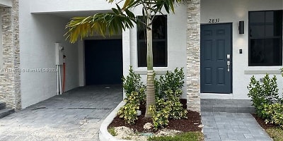 2831 SW 16th Terrace - Fort Lauderdale, FL