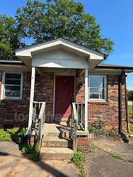 3126 US Hwy 221 S, Apt 8 - Forest City, NC