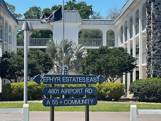 4801 Airport Rd #210 - Zephyrhills, FL